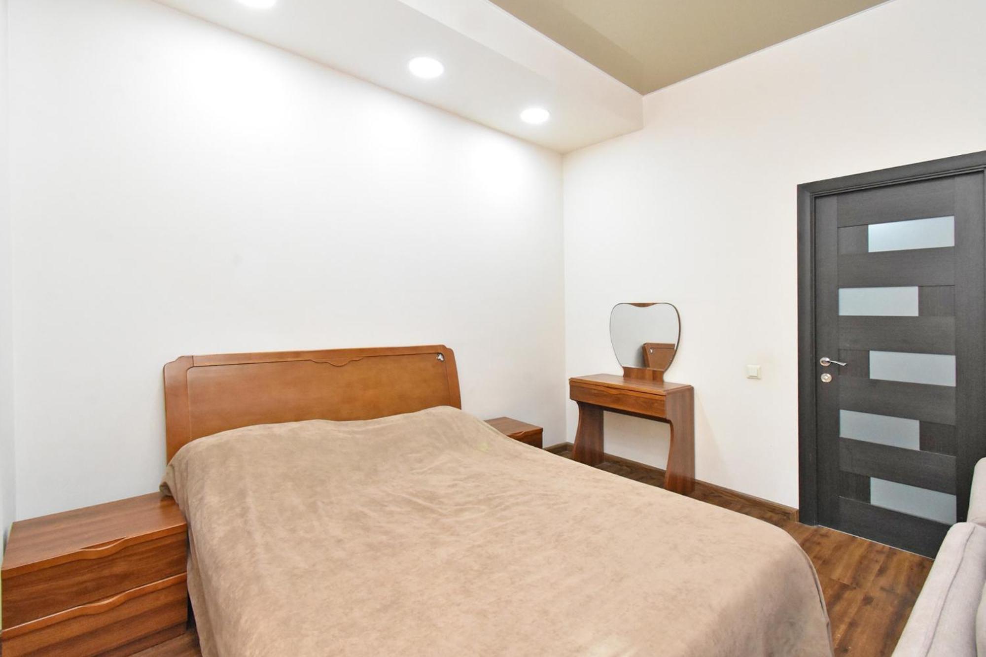 יירבאן Yars Apartments מראה חיצוני תמונה