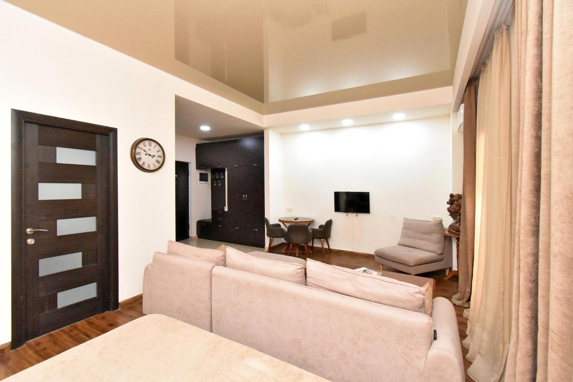 יירבאן Yars Apartments מראה חיצוני תמונה