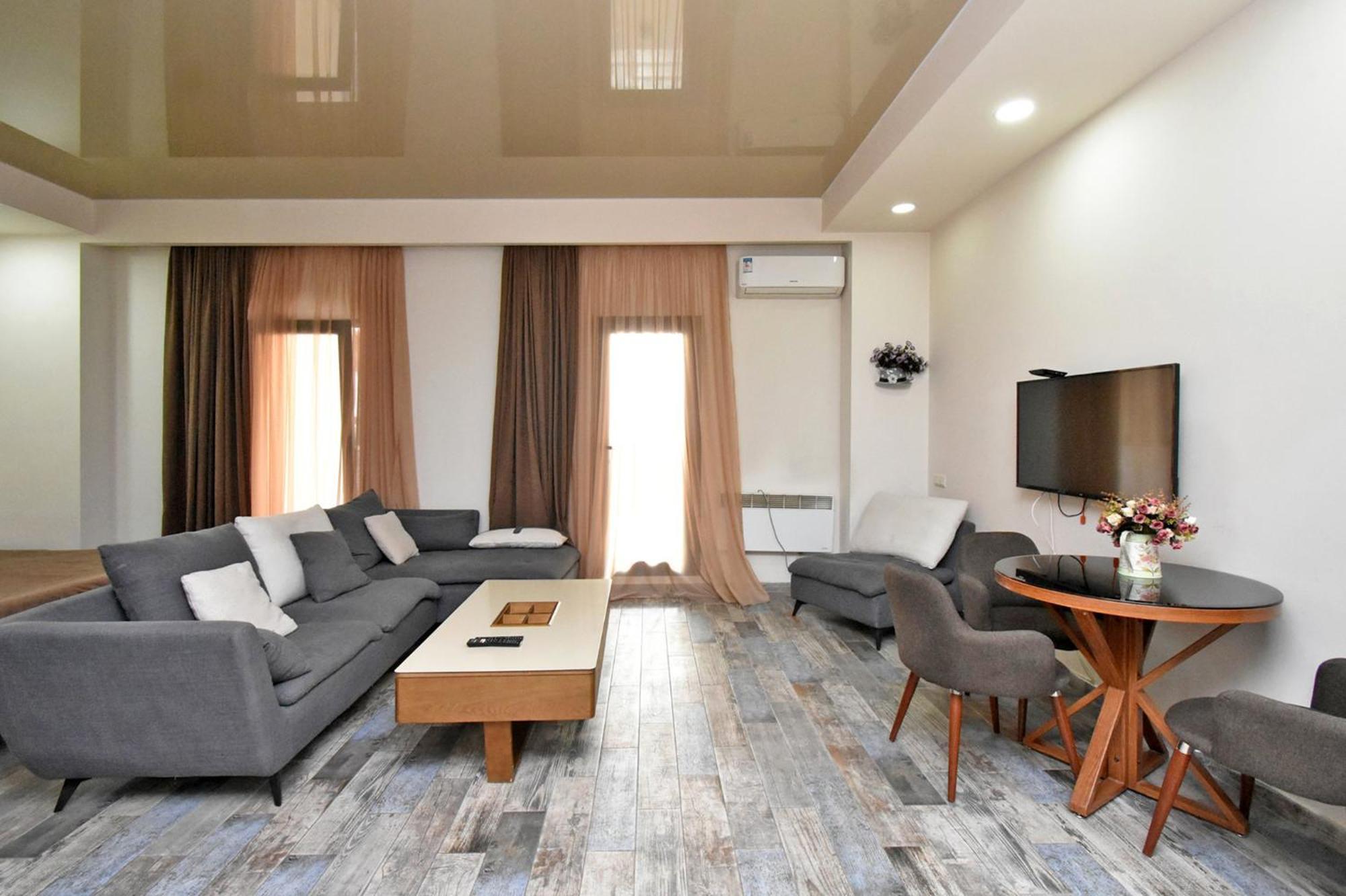 יירבאן Yars Apartments מראה חיצוני תמונה